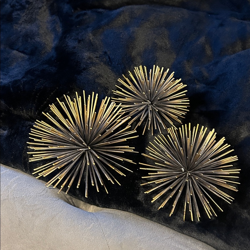 MCM Gold and Black Spiked Orbs
